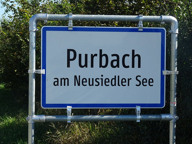 Purbach, Ortstafel