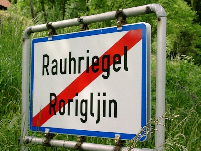 Rauhriegel, Ortstafel