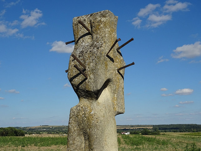 Rechnitz, Skulptur von Kosso Eloul beim Kreuzstadl