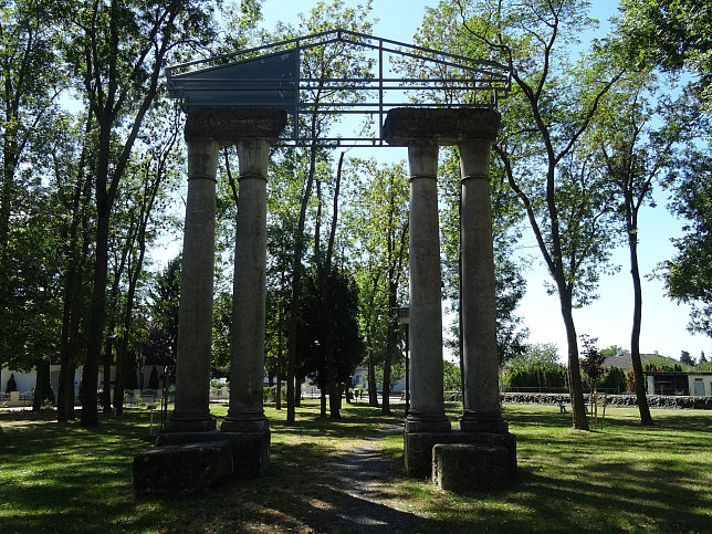 Rechnitz, Mausoleum Julius Szjbly