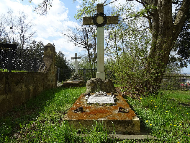 Rotenturm, Graf Erddyscher Friedhof