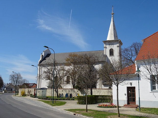 Schtzen am Gebirge, Pfarrkirche hl. Maria Magdalena