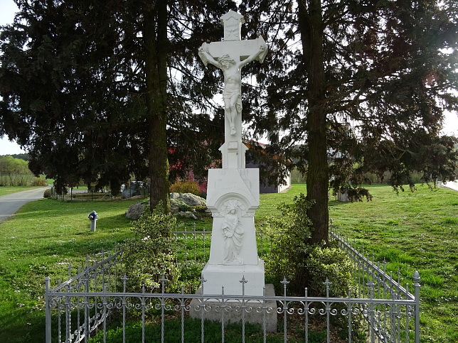 St. Martin in der Wart, Kreuz