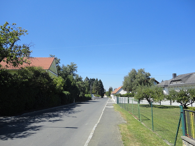 St. Nikolaus, Glasinger Landesstr., L400