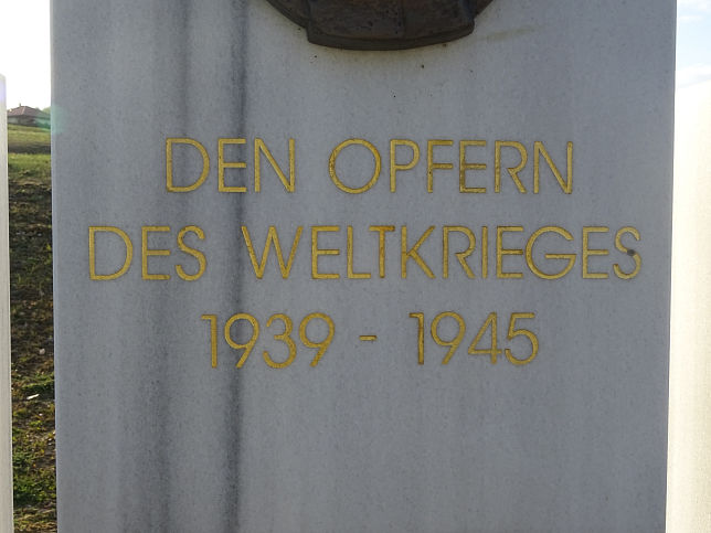 Tschanigraben, Neues Kriegerdenkmal