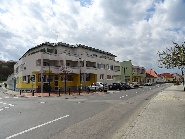 Unterwart, Kulturhaus und Ungarischer Hof