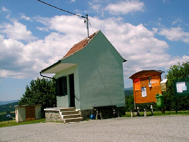 Weinberg im Bgld., Milchsammelstelle