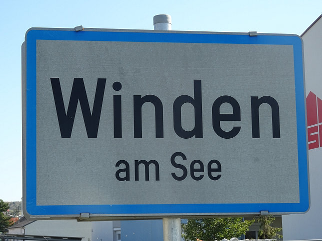 Winden am See, Ortstafel