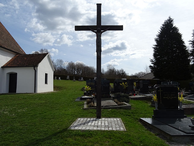 Zahling, Friedhofskreuz