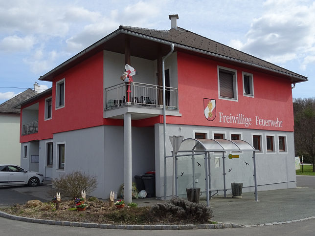 Zahling, Feuerwehrhaus