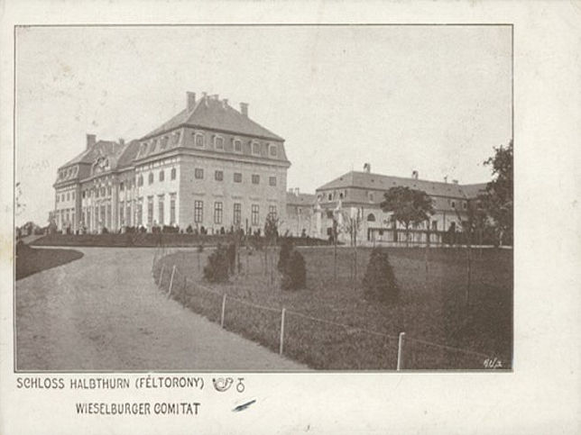 Halbturn, Schloss