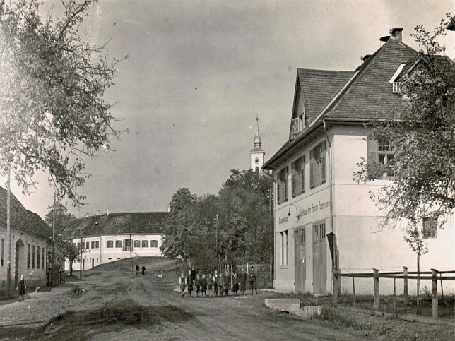 Heiligenkreuz, Untere Hauptstrae