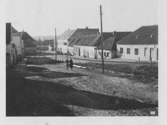 Lackenbach, Berggasse