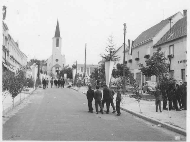 Lackenbach, Glockenweihe