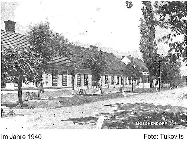 Moschendorf, Straenzeile