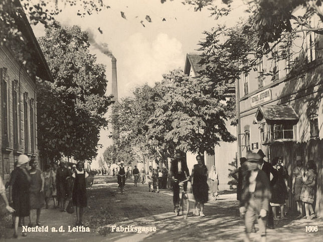 Neufeld an der Leitha, Fabriksgasse