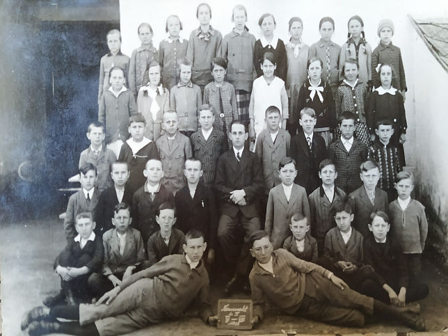 Neumarkt im Tauchental, Schulklasse 1933