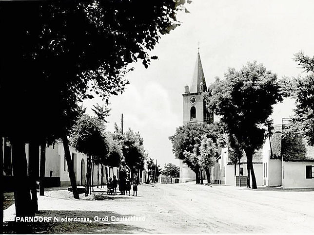 Parndorf, Pfarrkirche Hl. Ladislaus
