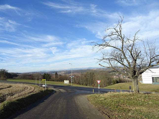 Kukmirn - Rund ums Apfeldorf K1