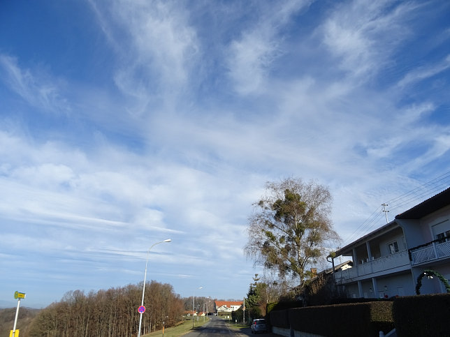 Kukmirn - Rund ums Apfeldorf K1