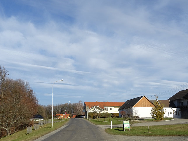 Kukmirn - Rund ums Apfeldorf K1
