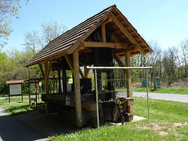 Neudauberg-Burgauberg - Golf | Geschichte | Weg