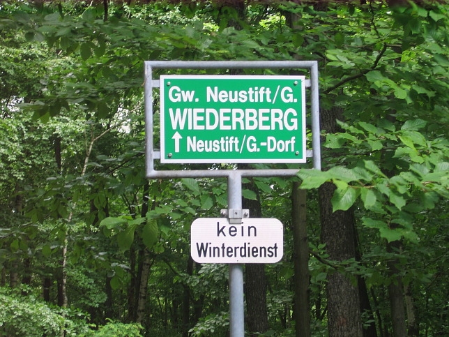 Neustift, Wegweiser Wiederberg